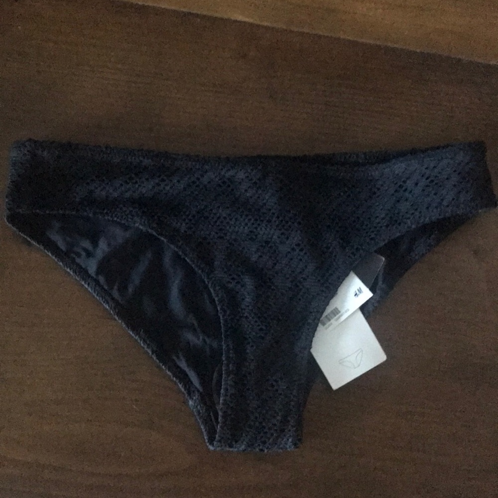 Hm bikini bottoms black material new with tag